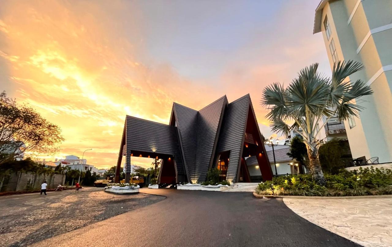 Sunflower Hotel & Resort Bảo Lộc Esterno foto
